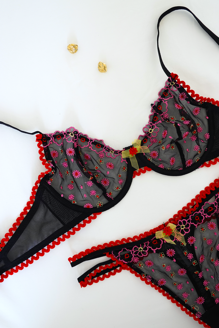 sexy black lingerie set vibrant colors