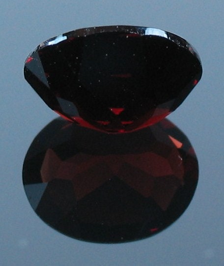 Wholesale, Natural Genuine African Garnet, 7x5, 8x6, 9x7mm Oval, VVS Eye Clean loose stone, January Birthstone