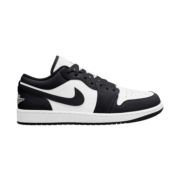 7 / Black/White