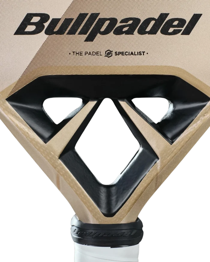 Bullpadel Vertex 04 W