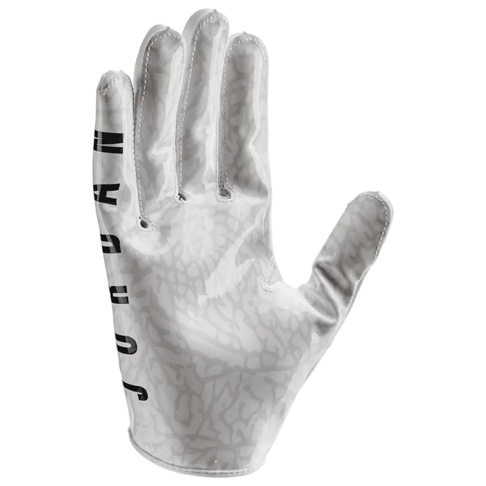 Jordan Men Jet 7.0 Football Gloves White Color.
