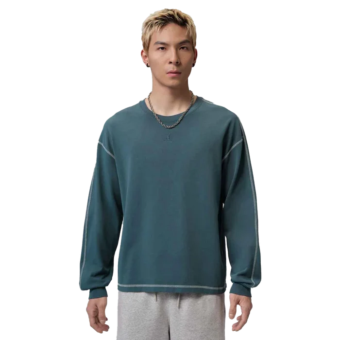 Jordan Flight Men's Heavyweight Long-Sleeve Top Blue color