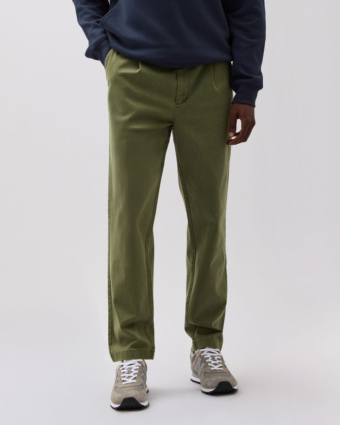 Mens Pleated Lightweight Chino - Stretch Cotton Twill - Cypress