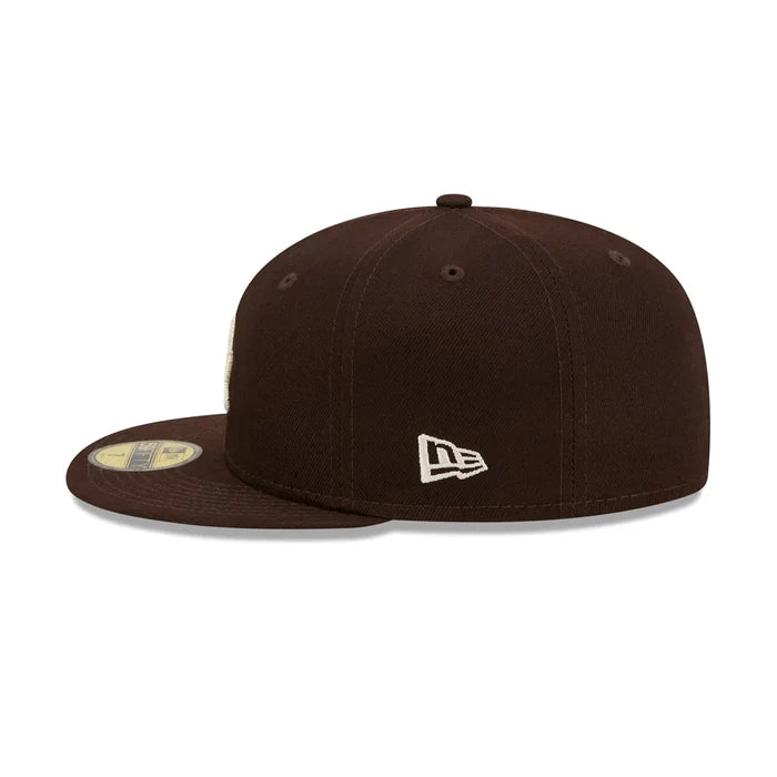 New Era Brown Basic 59FIFTY Fitted brown color