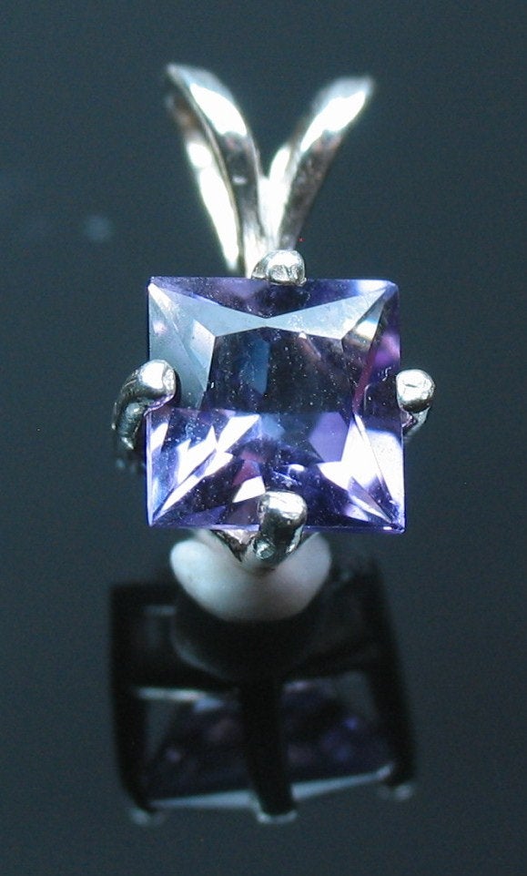 Solid Sterling Silver or Solid 14kt White or Yellow Gold 1.5ct Natural Amethyst 7mm Princess Cut Dangle Pendant Solitare VVS Eye Clean