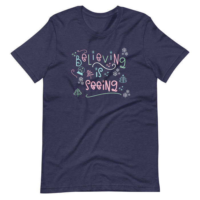 The Santa Clause Believing is seeing Christmas holiday Short-Sleeve Unisex T-Shirt