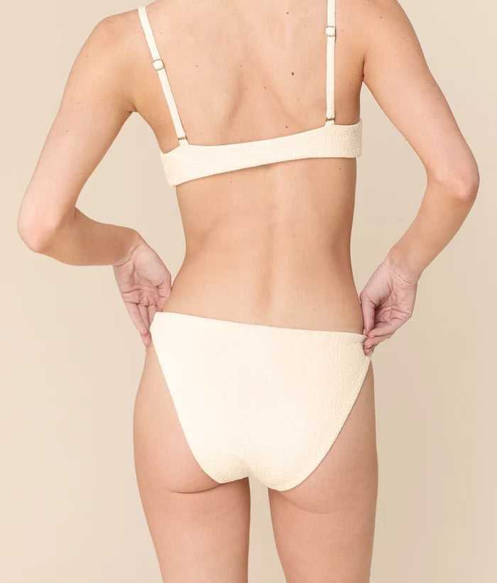 The Signature Bikini Bottom - Crinkle - Gardenia