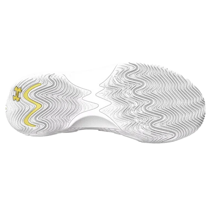 UAUnisexSpawn7BasketballShoes White color