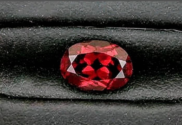 Wholesale, Natural Genuine African Garnet, 7x5, 8x6, 9x7mm Oval, VVS Eye Clean loose stone, January Birthstone